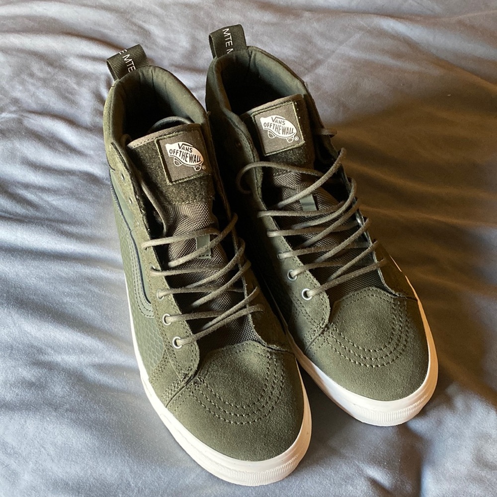 Olive green mens Vans